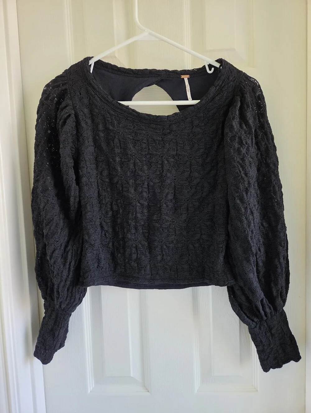Free People Tea Time Top‎ Black Lace Puff Sleeve Open Back Cropped Blouse Size M